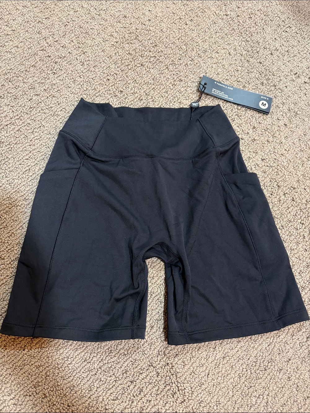 Women's Black bike shorts with side pockets